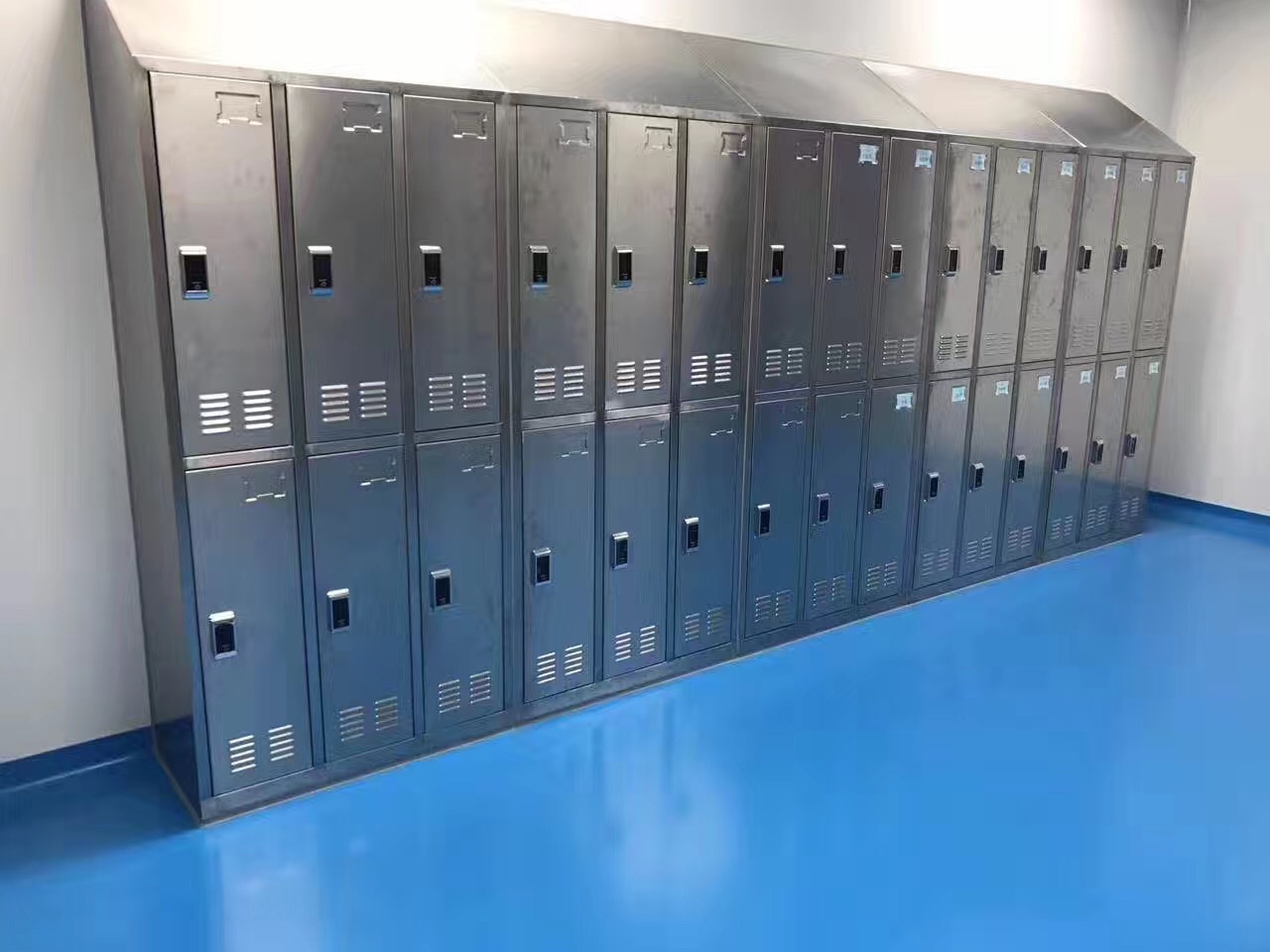 不锈钢密码衣柜